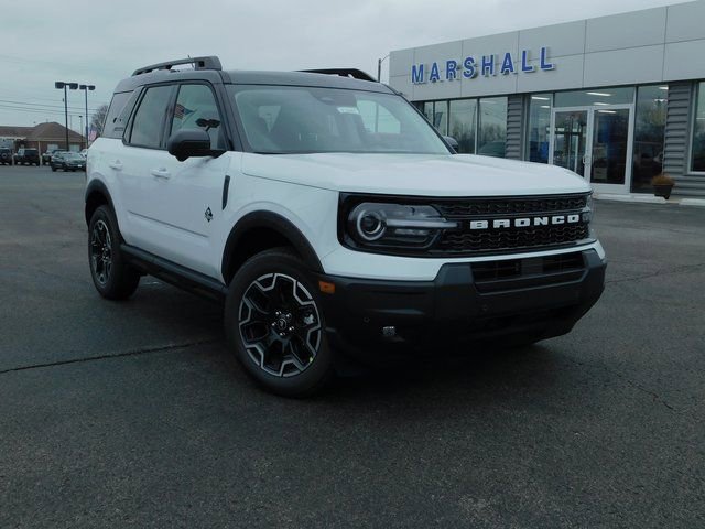 New 2025 Ford Bronco Sport Outer Banks w/ Outer Banks Tech Package+ AWD/4WD image 2
