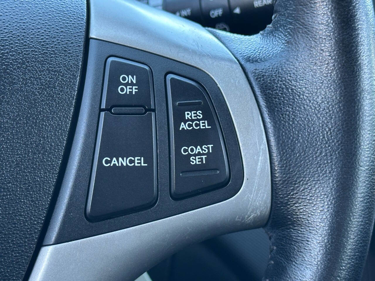 Used 2010 Hyundai Elantra SE image 36