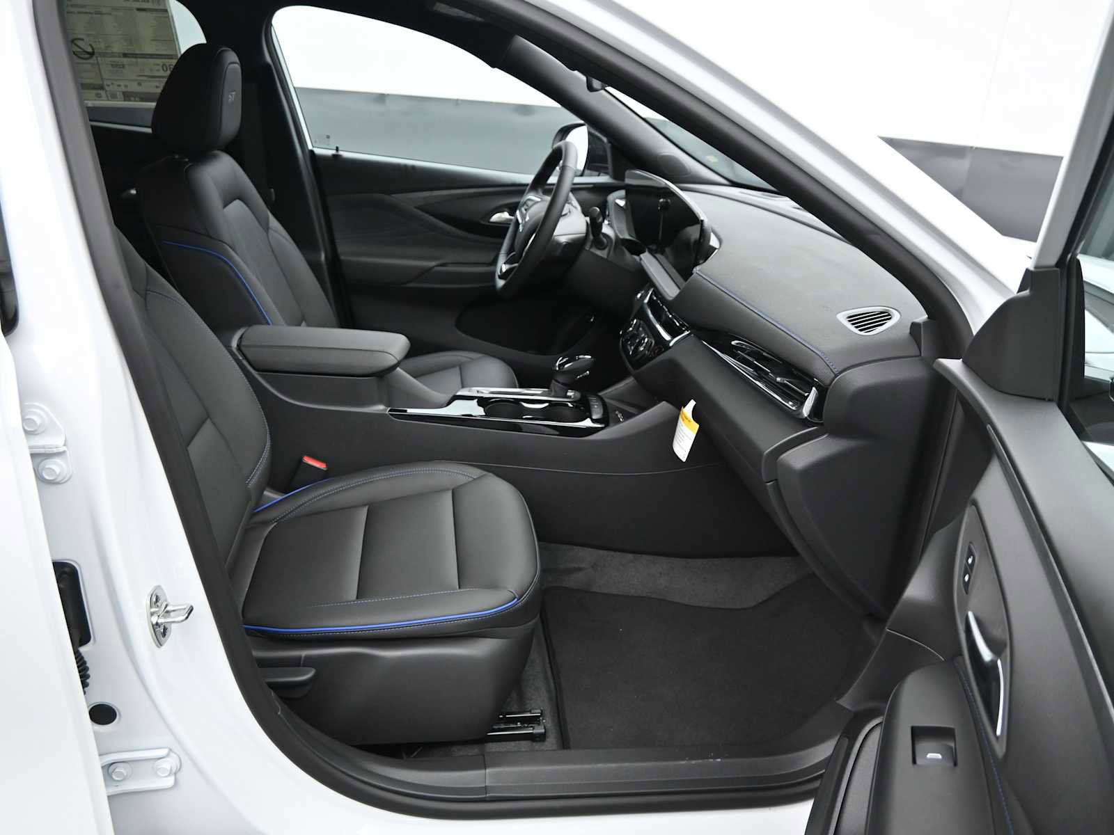 New 2026 Buick Envista Sport Touring w/ Convenience I Package image 11