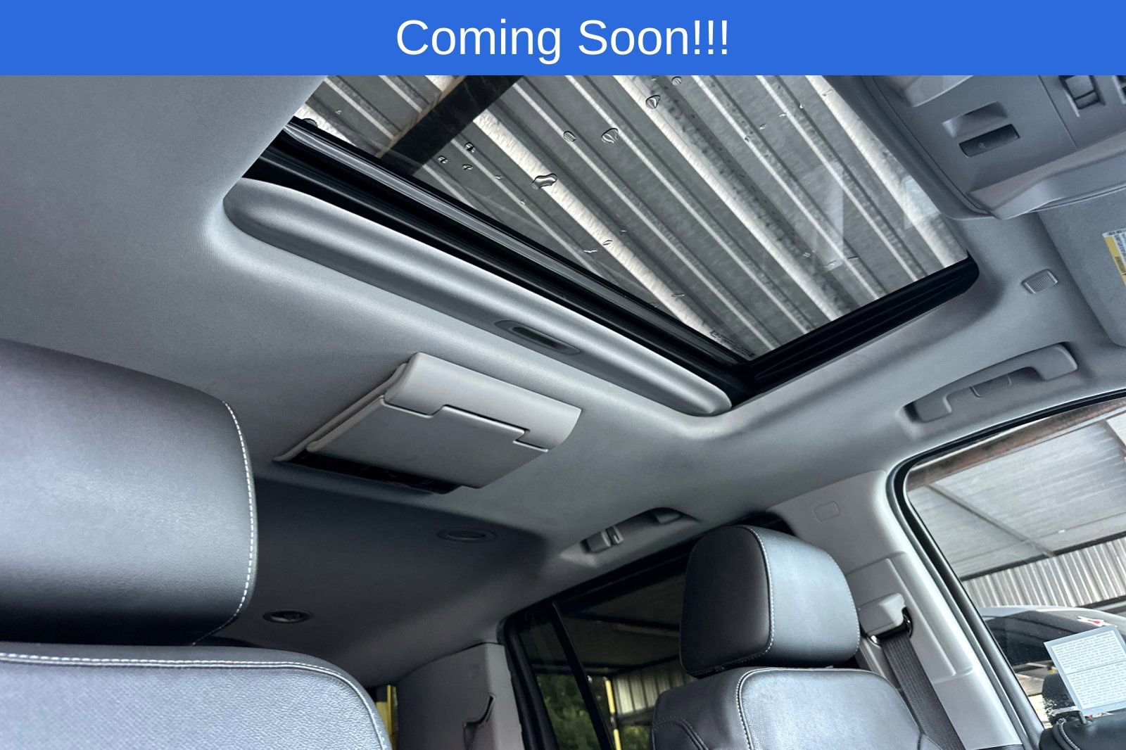 Used 2019 Chevrolet Suburban Premier RWD image 19
