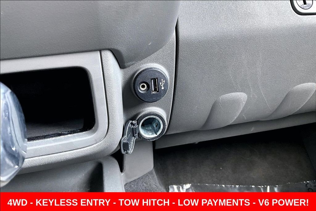Used 2019 Nissan Frontier SV AWD/4WD image 17