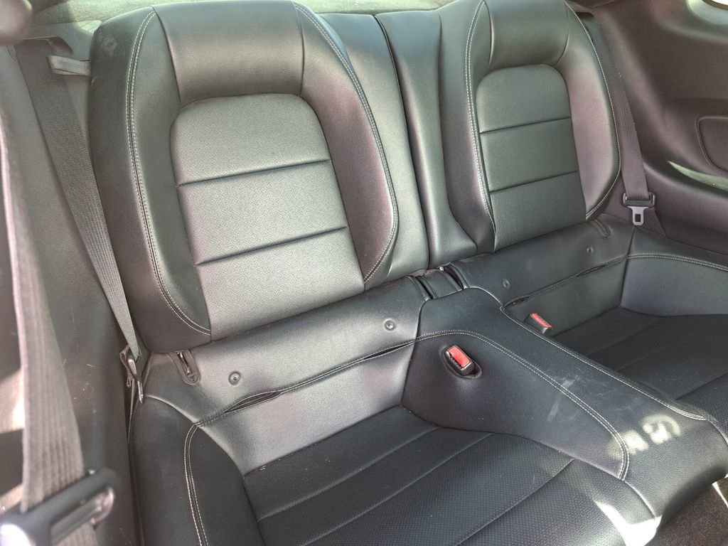 Used 2016 Ford Mustang Premium image 21