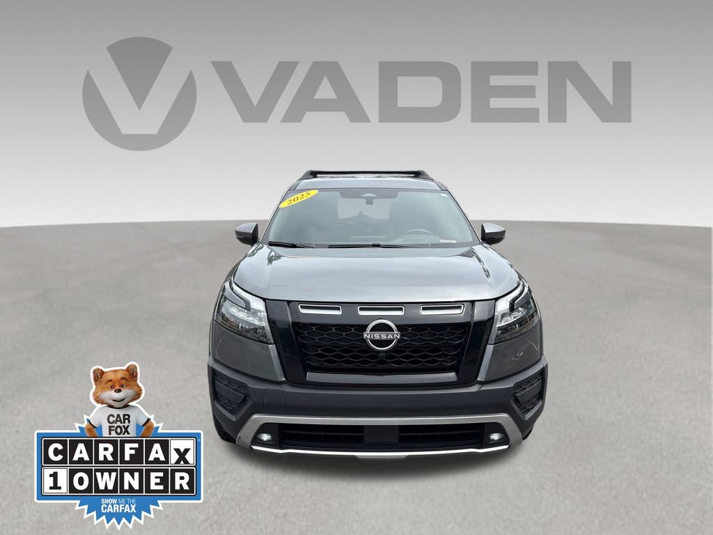 Used 2025 Nissan Pathfinder Rock Creek AWD/4WD image 2