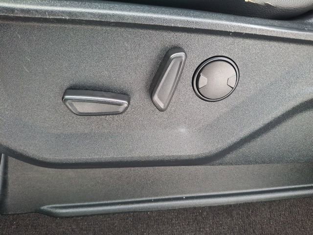 Used 2022 Ford F150 XLT w/ Equipment Group 302A High image 11