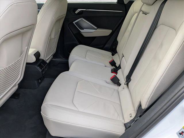 Used 2020 Audi Q3 2.0T Premium w/ Convenience Package image 18