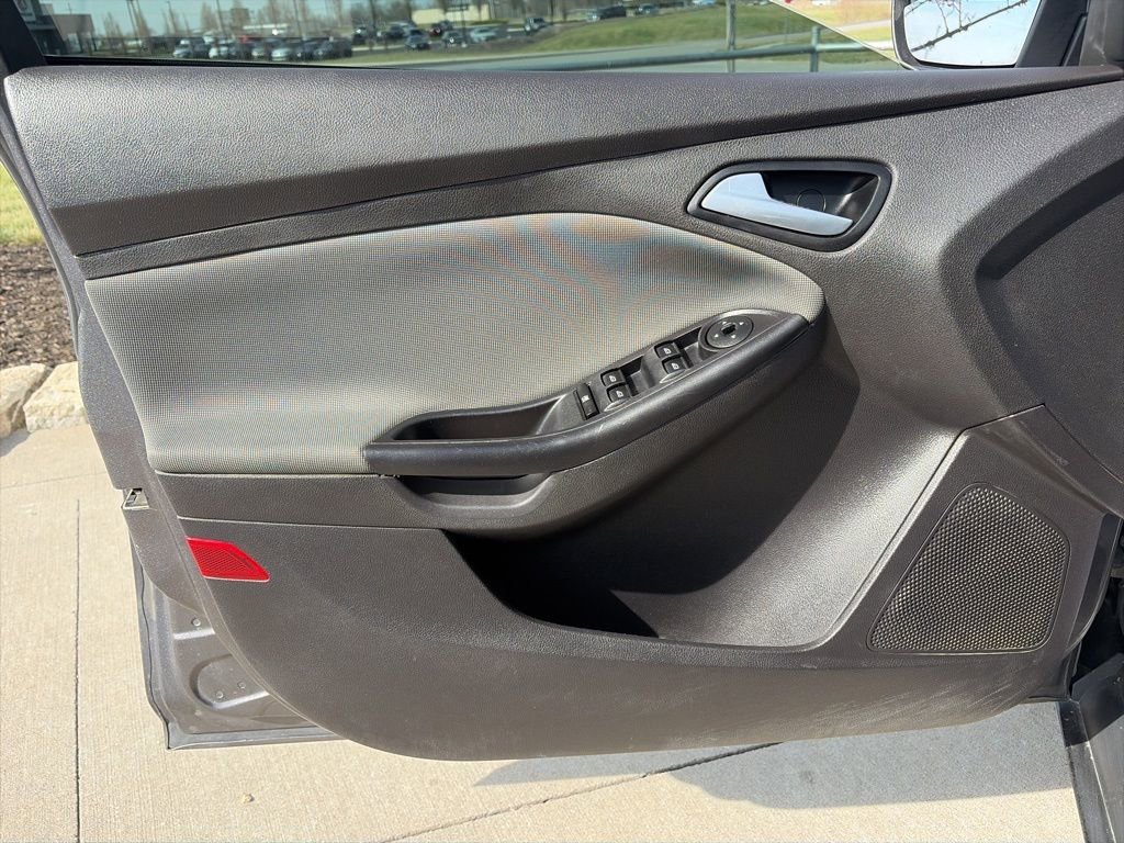 Used 2014 Ford Focus SE image 38
