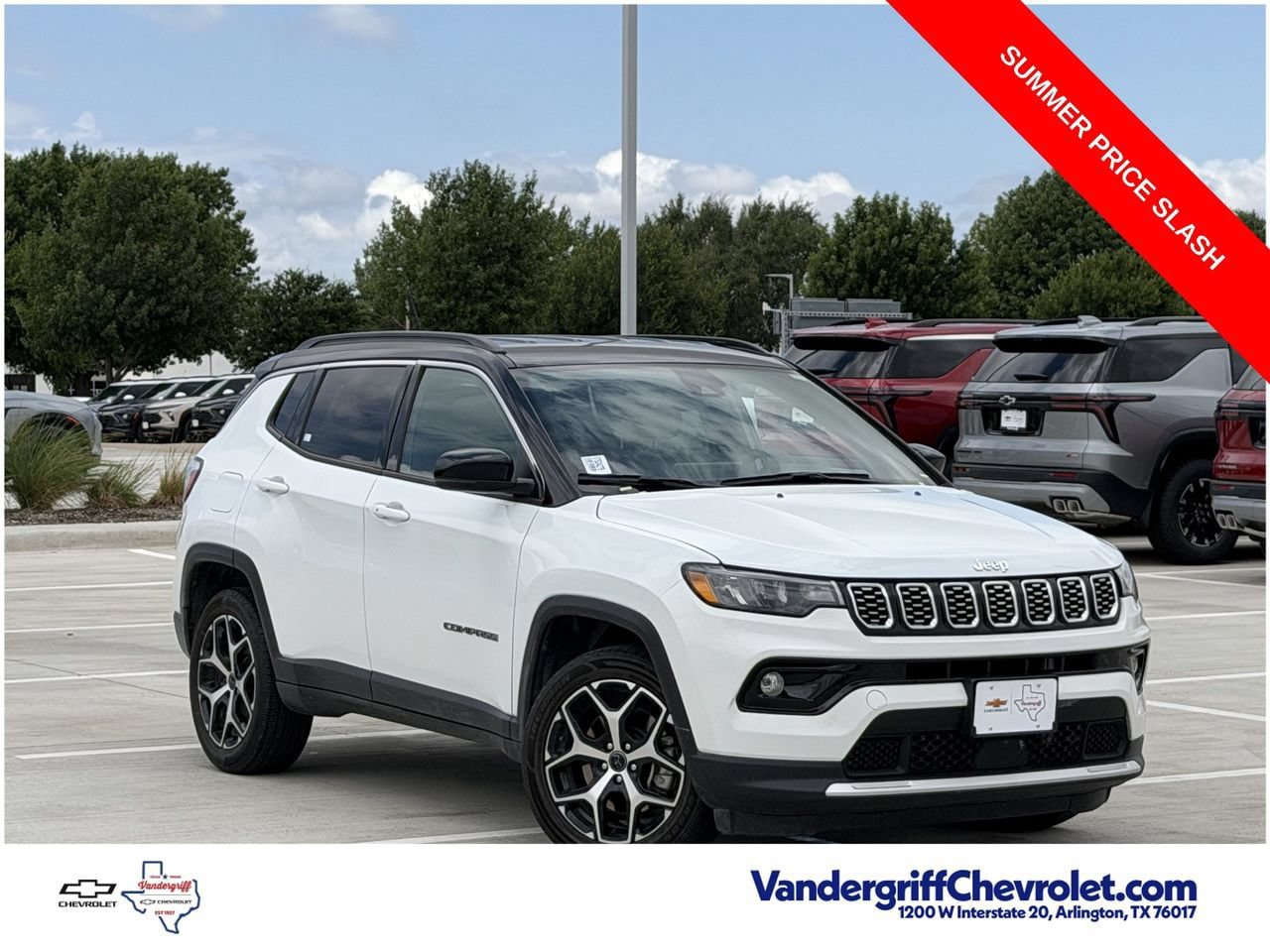 Used 2025 Jeep Compass Limited AWD/4WD image 2