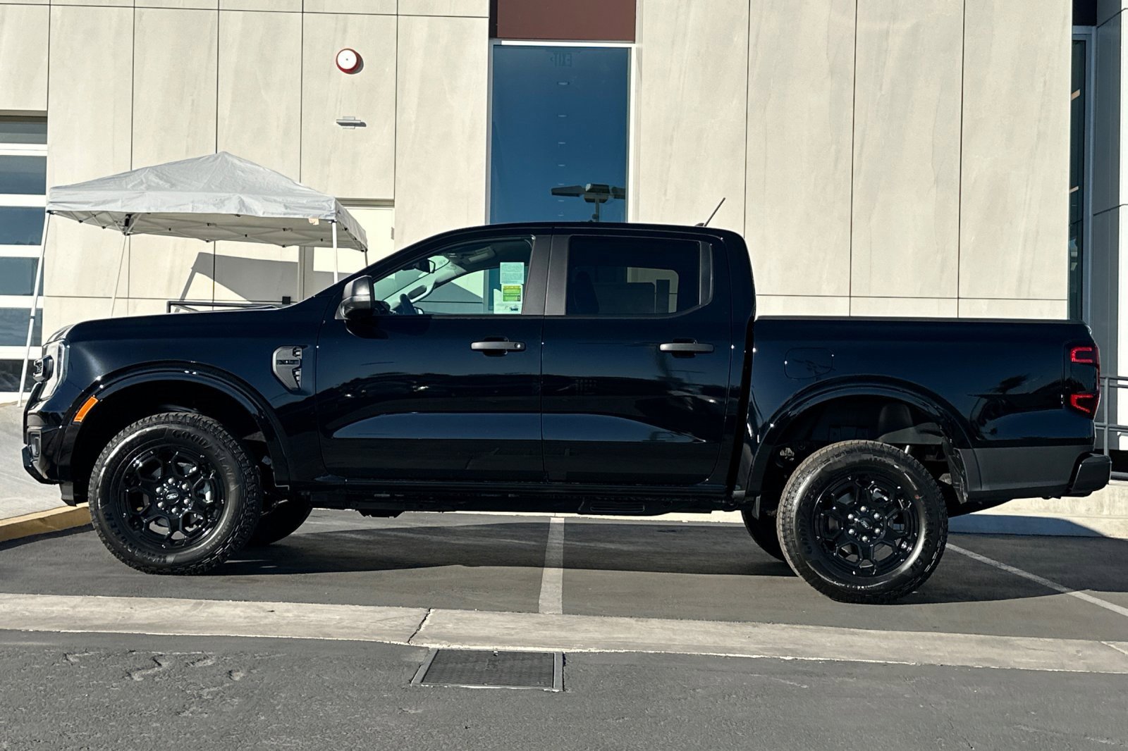 New 2025 Ford Ranger XLT w/ Black Appearance Package image 6