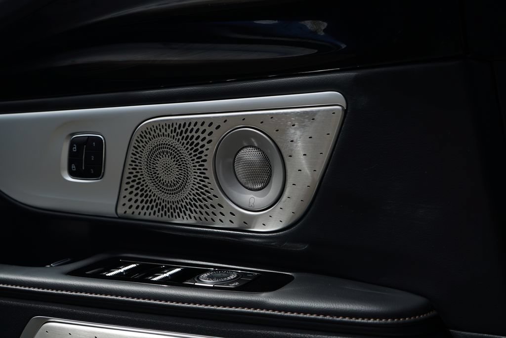 Used 2025 Lincoln Nautilus Reserve AWD/4WD image 27