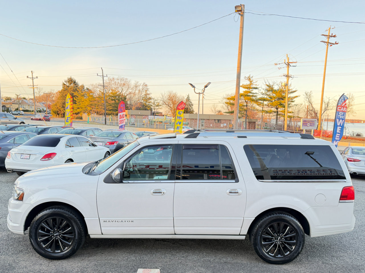 Used 2015 Lincoln Navigator L 4WD image 7