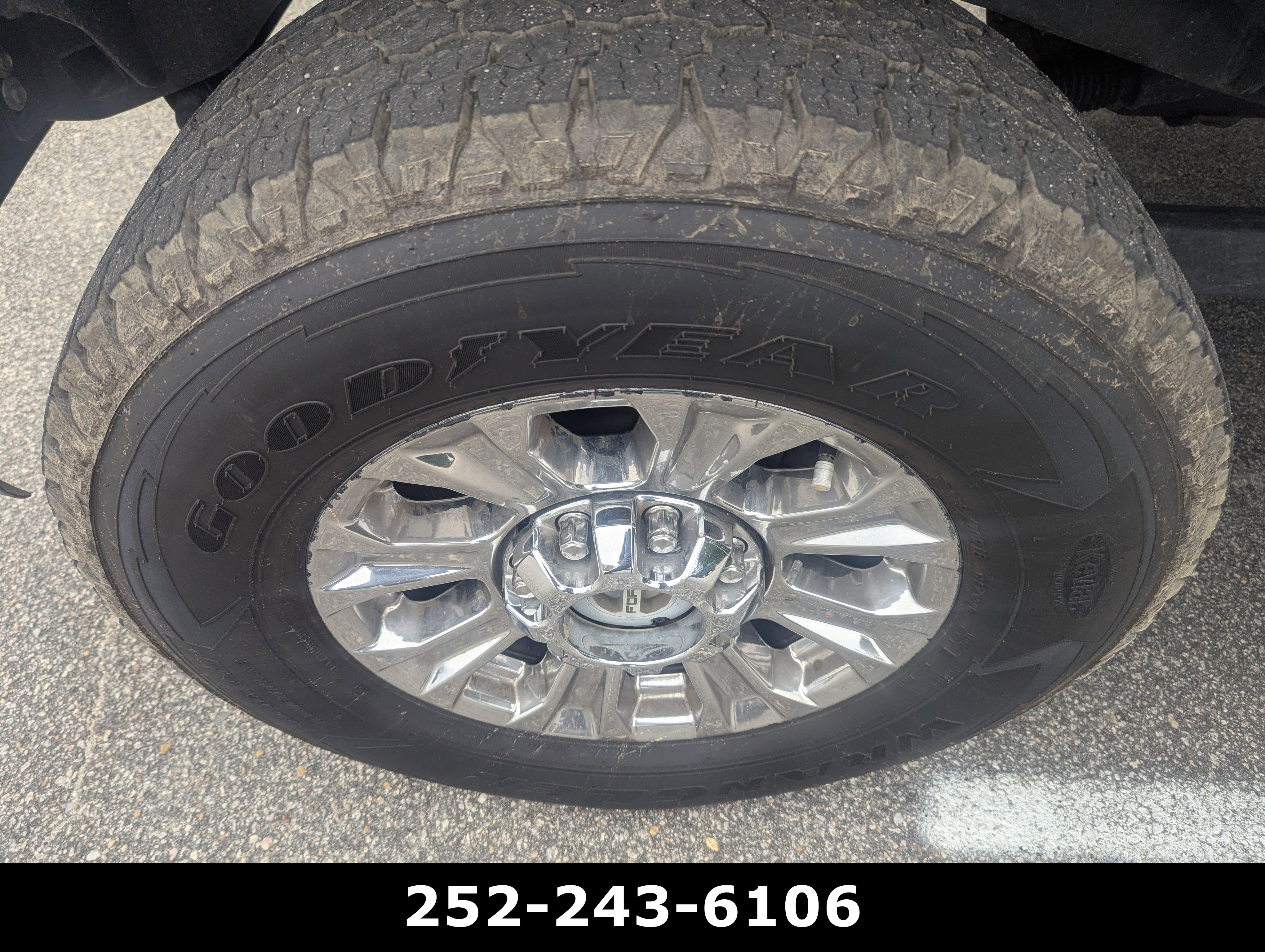 Used 2018 Ford F250 XLT w/ XLT Premium Package AWD/4WD image 9