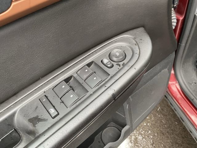 Used 2017 Chevrolet Traverse LT image 29