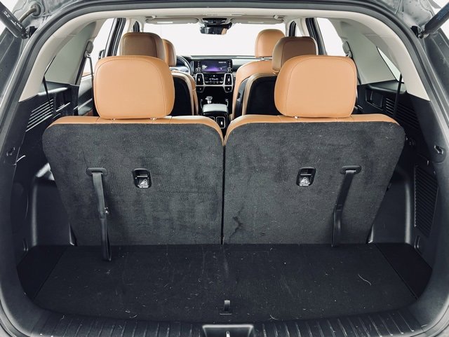 Used 2023 Kia Sorento SX Prestige image 14