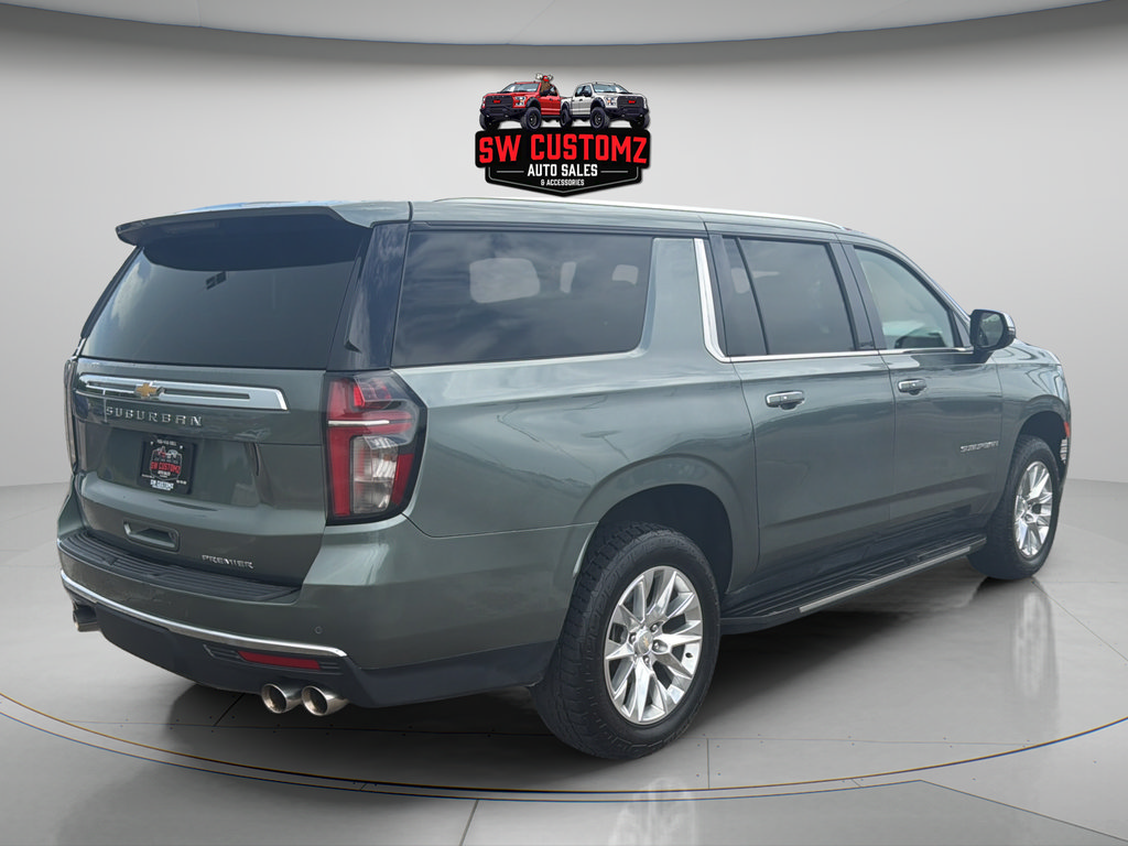 Used 2023 Chevrolet Suburban Premier RWD image 7
