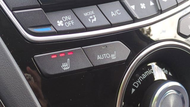 Certified 2025 Acura RDX w/ Technology Package image 14