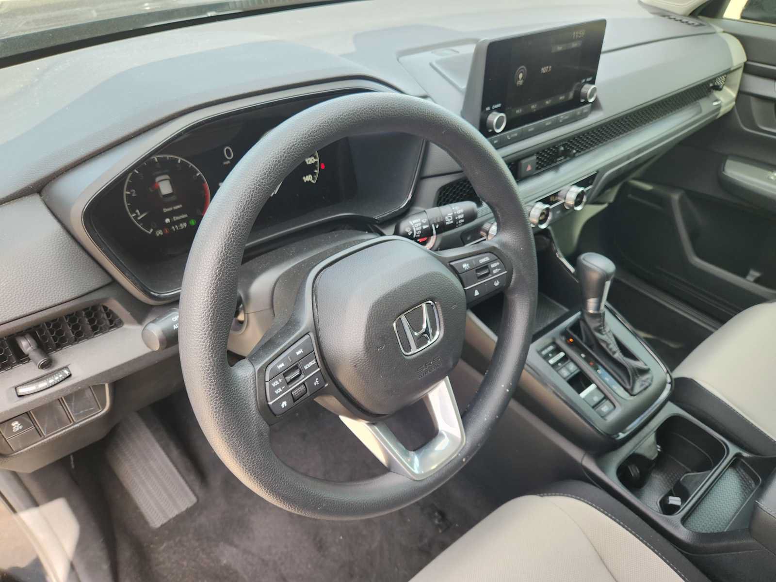 Used 2025 Honda CR-V EX image 2