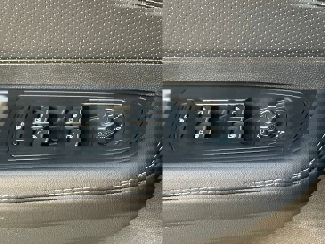 New 2026 Volkswagen Atlas Cross Sport SEL Premium R-Line image 25