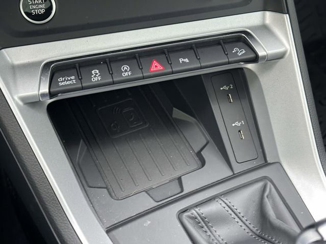 Certified 2025 Audi Q3 2.0T Premium Plus w/ Premium Plus Package image 33