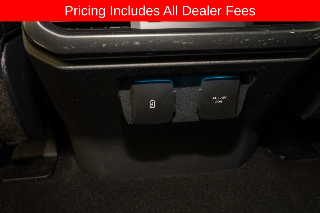 Used 2023 Ford F150 Lariat AWD/4WD image 7