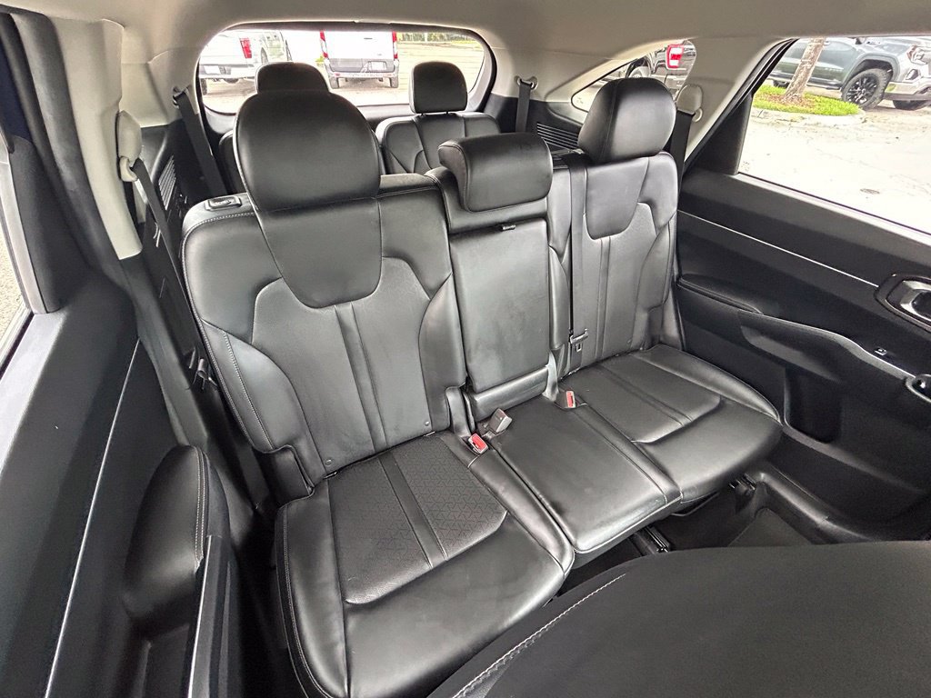 Used 2023 Kia Sorento S FWD image 29
