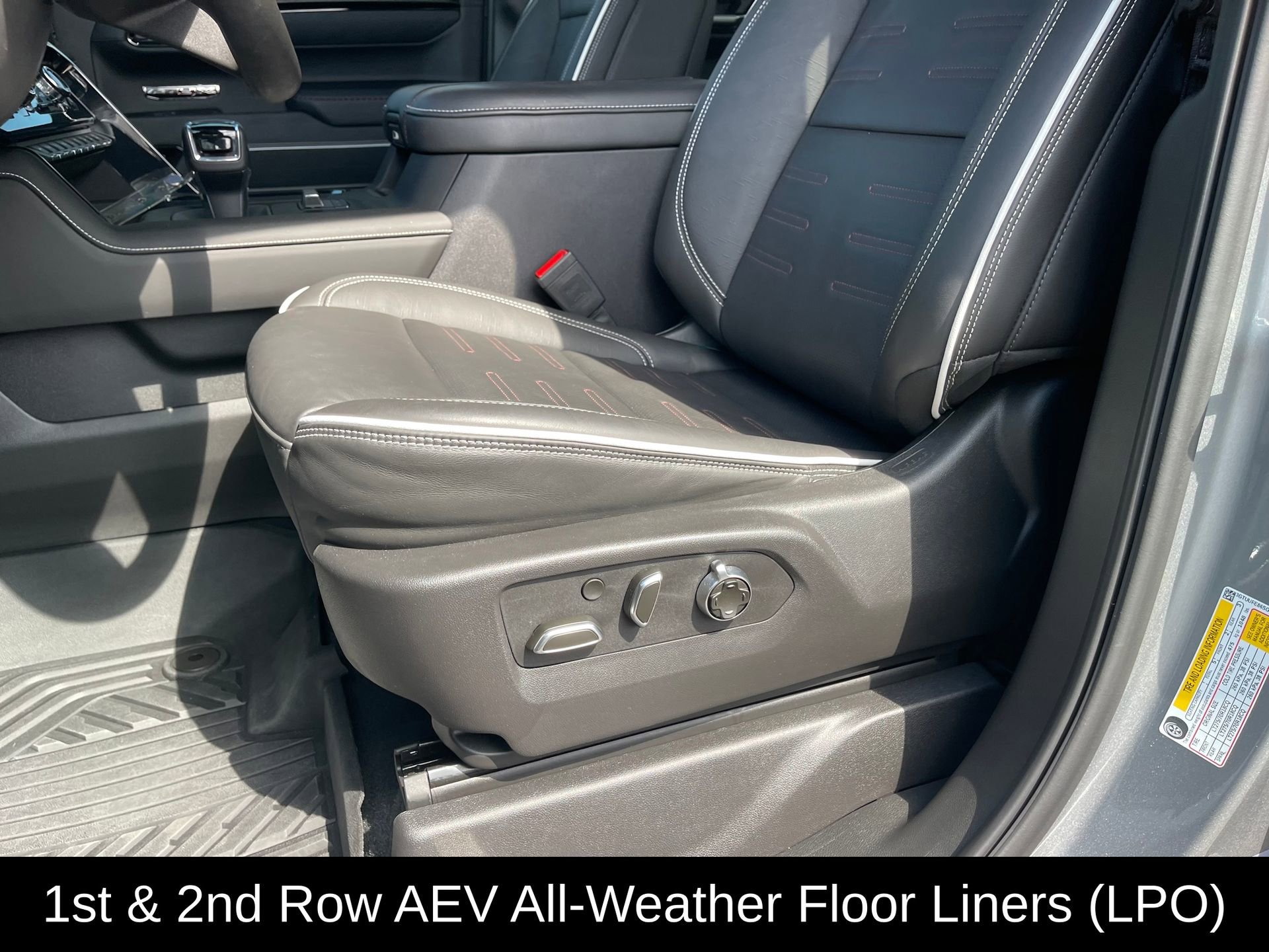 Used 2025 GMC Sierra 1500 AT4X w/ AT4X AEV Edition image 14