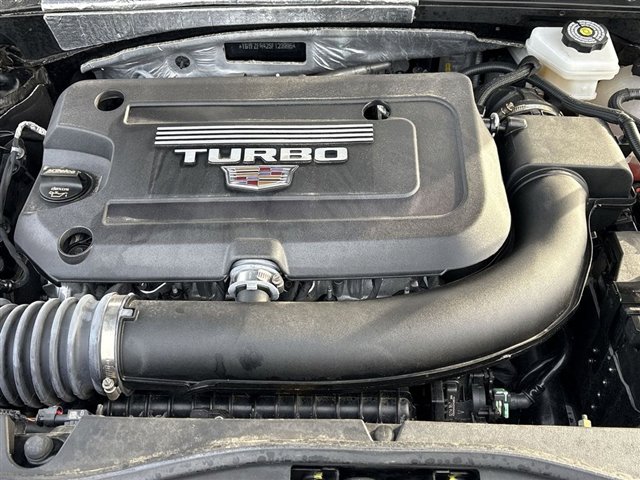 Certified 2025 Cadillac XT4 Sport image 30