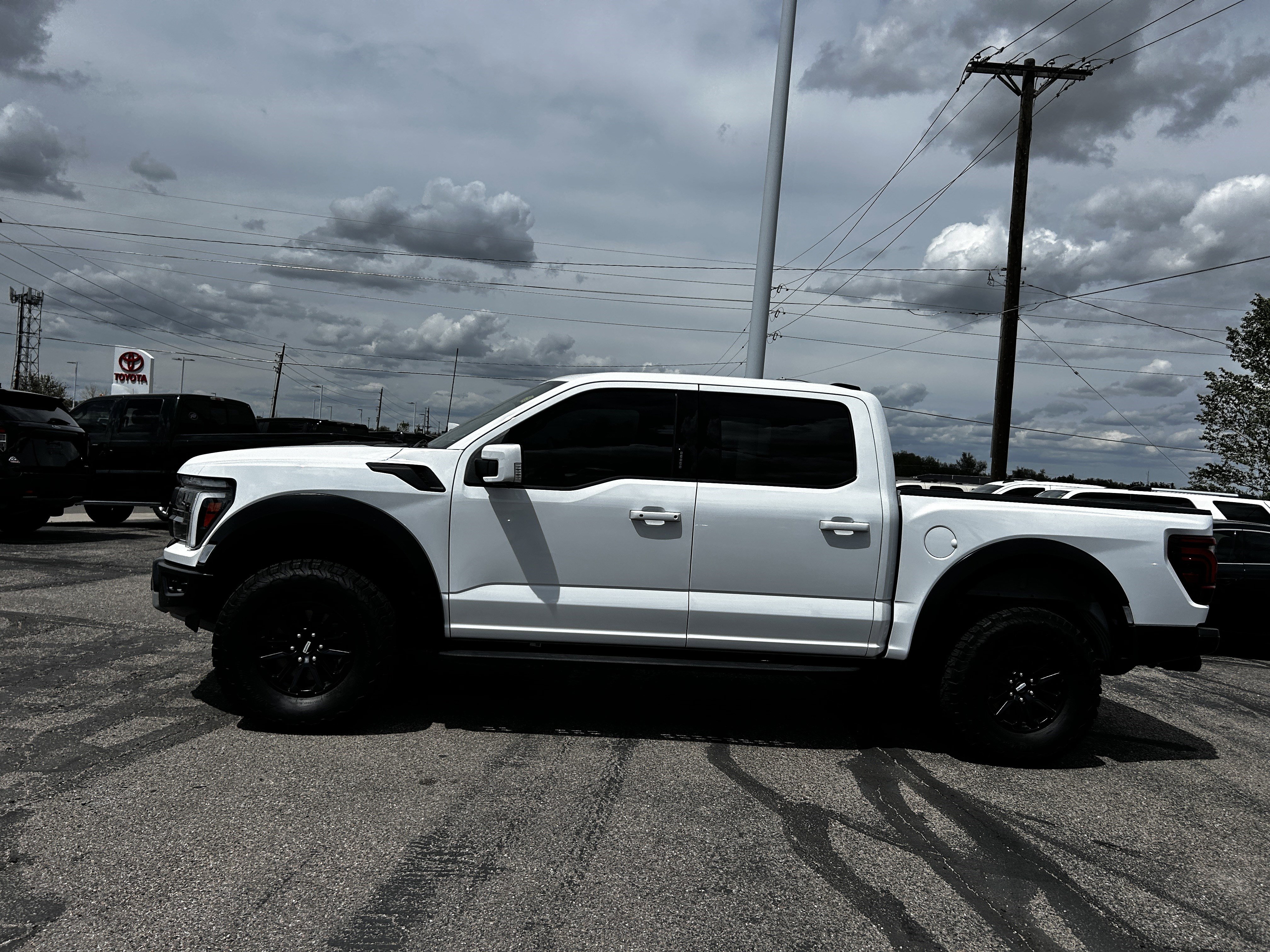 Used 2024 Ford F150 Raptor AWD/4WD image 3