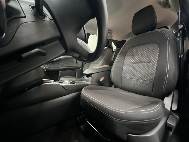 Used 2025 Ford Escape Active AWD/4WD image 18