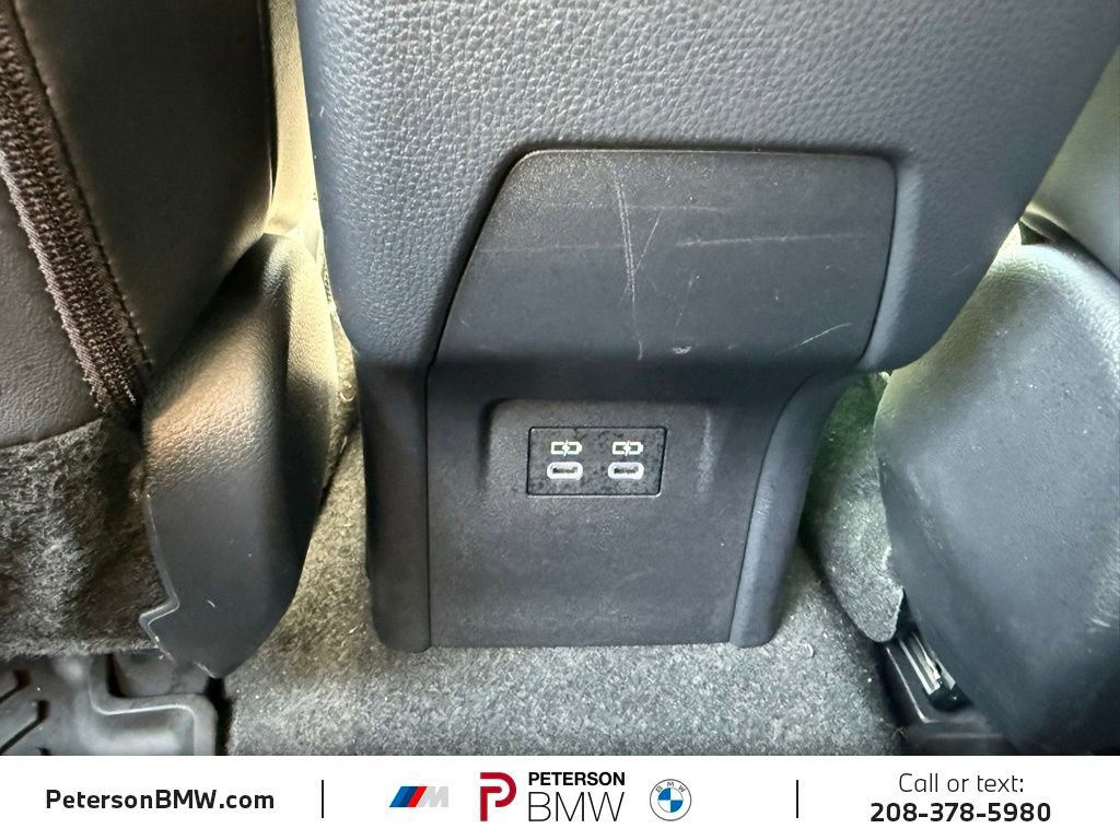 Used 2024 Toyota Prius XLE AWD/4WD image 18