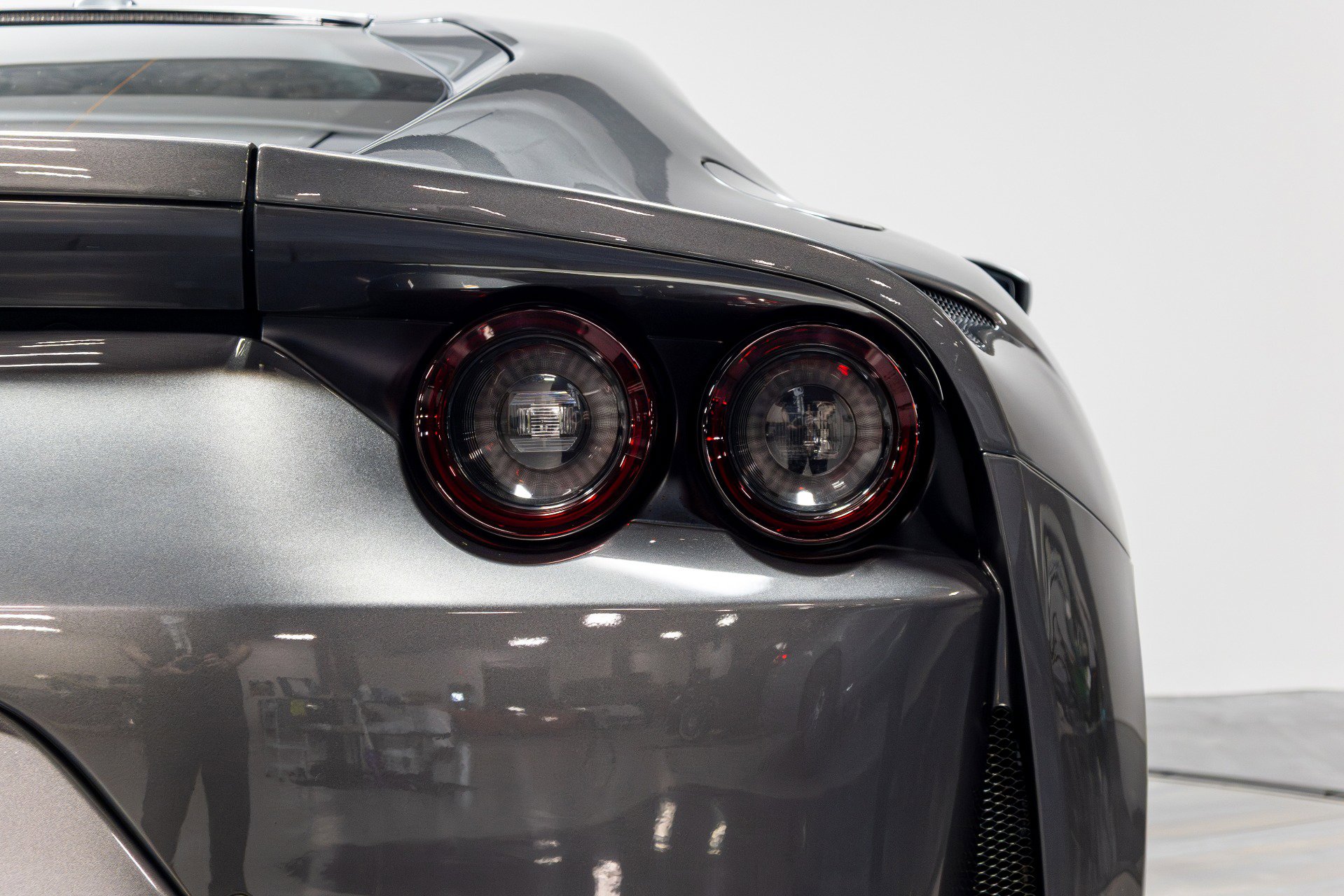 Used 2020 Ferrari 812 Superfast RWD image 49