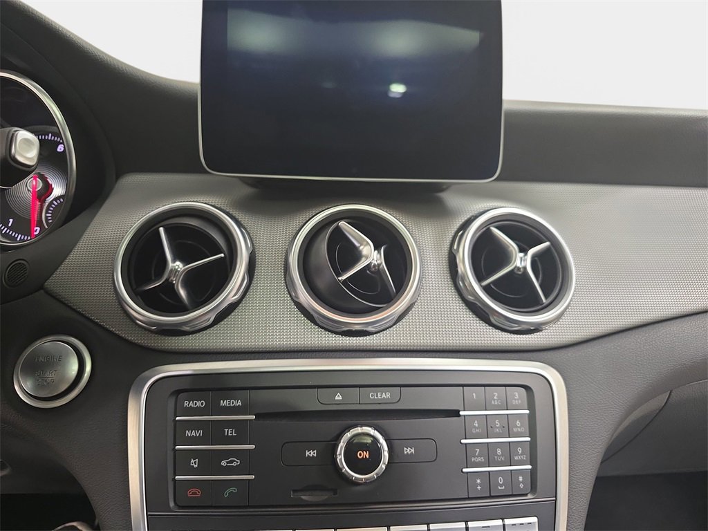Used 2019 Mercedes-Benz GLA 250 4MATIC image 23