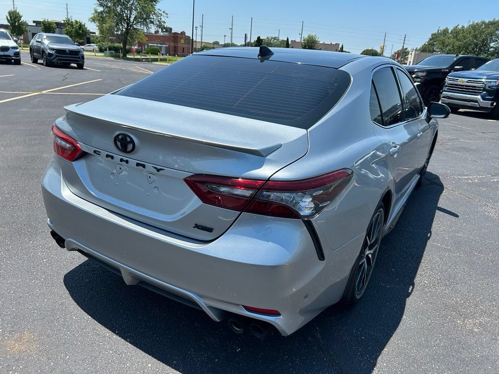 Used 2021 Toyota Camry XSE FWD image 9