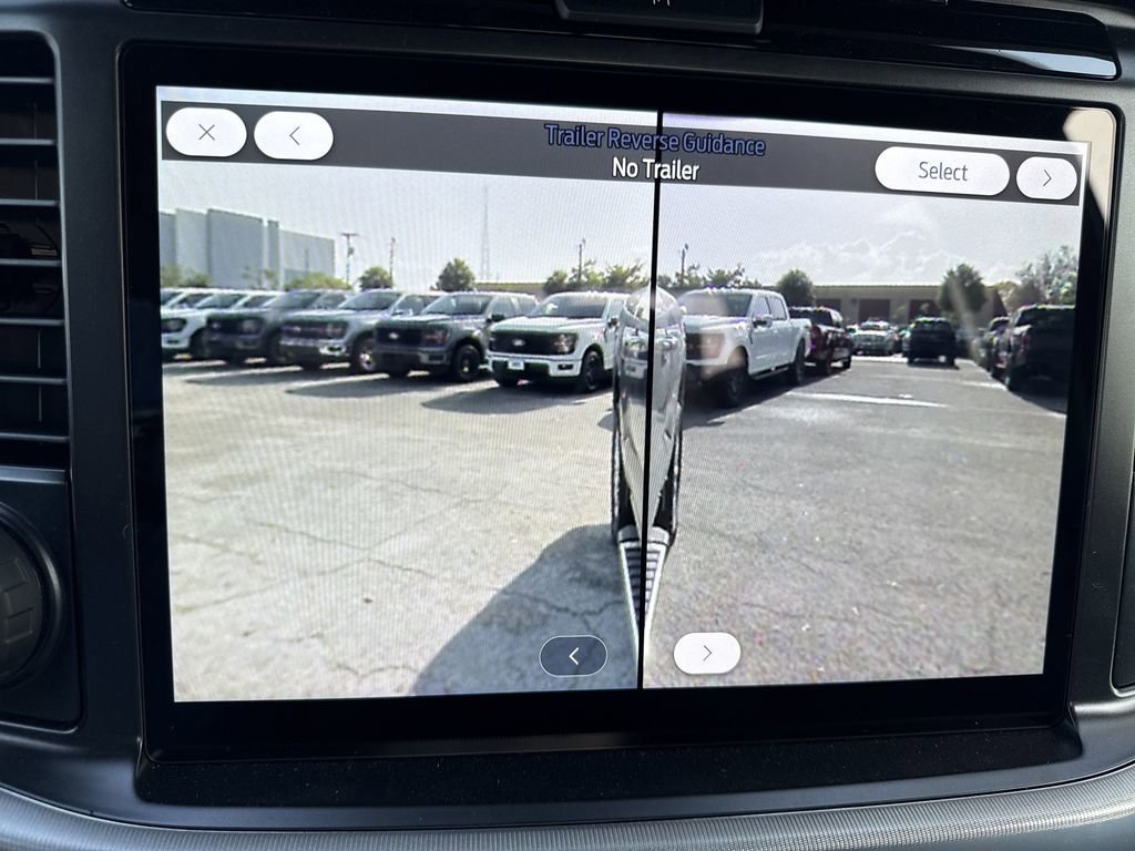 New 2025 Ford F150 Lariat w/ Equipment Group 501A Mid image 32