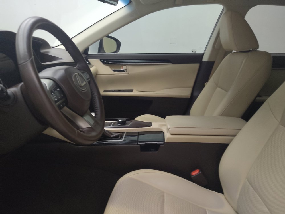 Used 2017 Lexus ES 350 w/ Accessory Package 2 FWD image 17