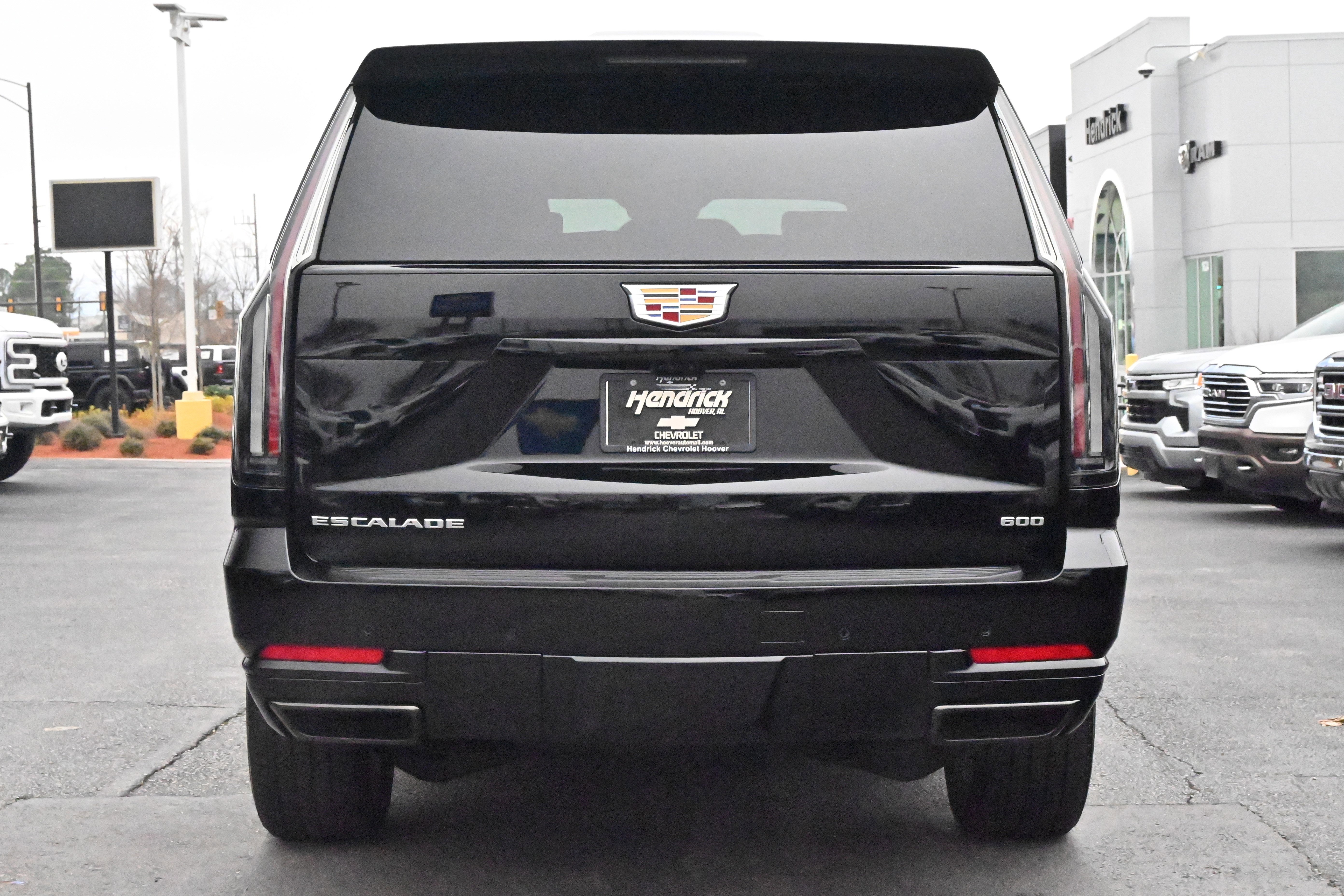 Used 2025 Cadillac Escalade ESV Sport image 15
