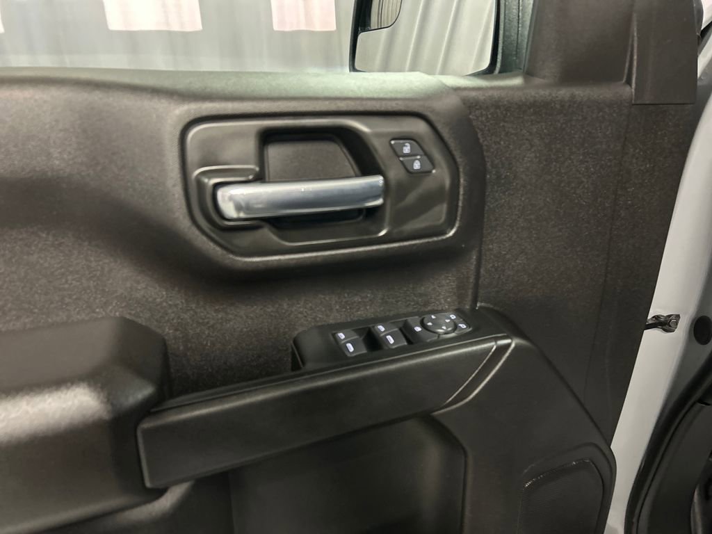 Used 2024 GMC Sierra 1500 Pro w/ Pro Value Package AWD/4WD image 14
