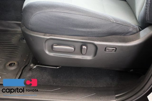 Certified 2020 Toyota Tacoma TRD Off-Road AWD/4WD image 13
