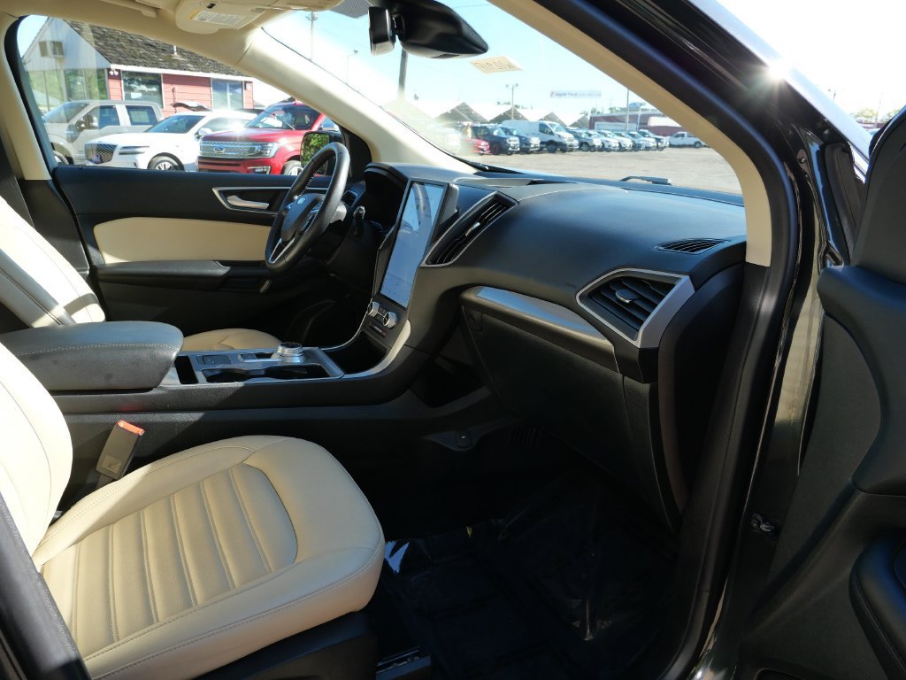 Certified 2023 Ford Edge SEL w/ Convenience Package AWD/4WD image 11