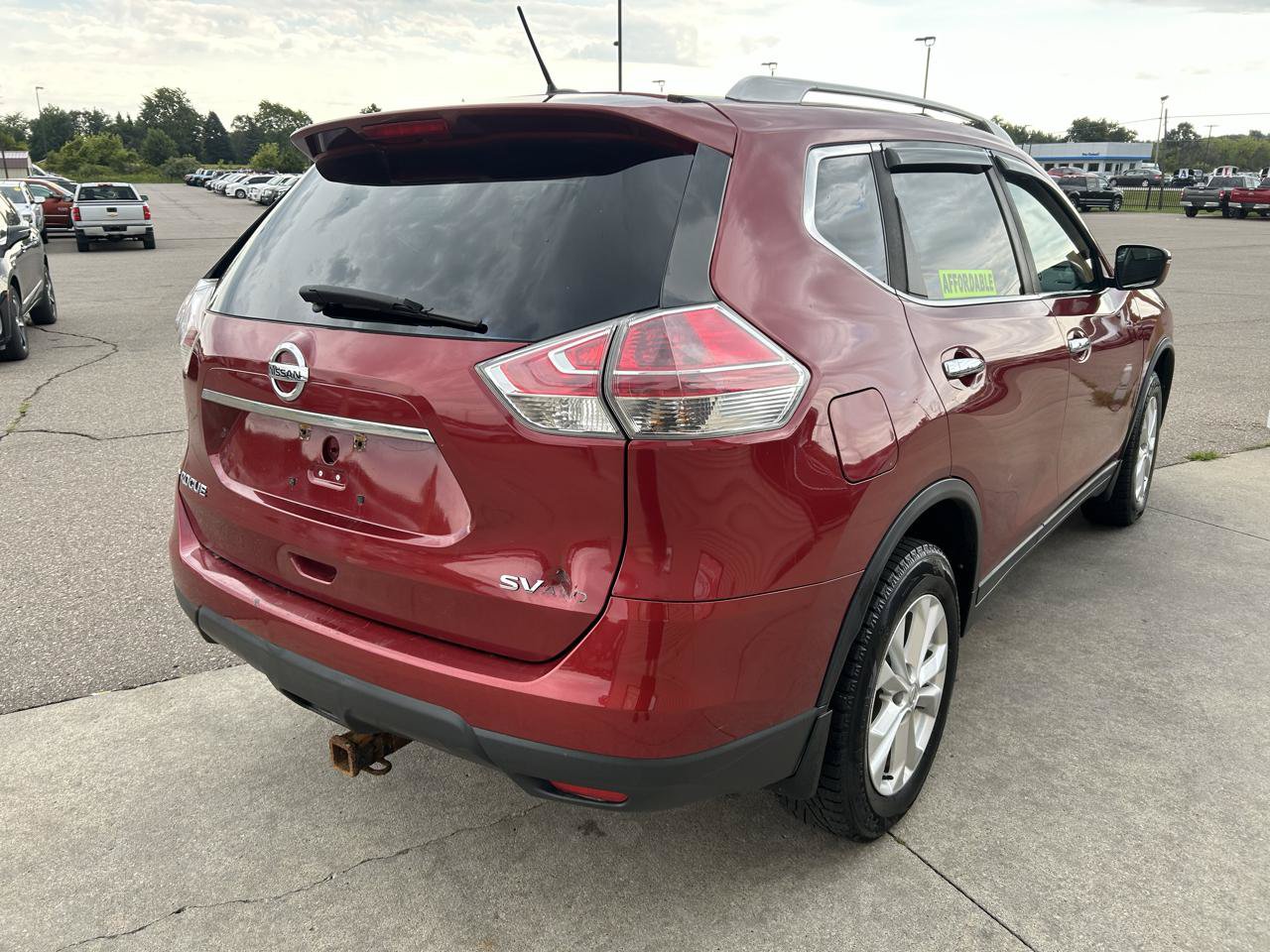 Used 2016 Nissan Rogue SV AWD/4WD image 5