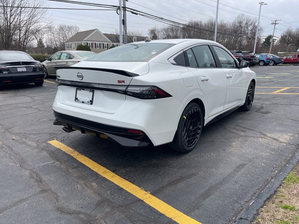 New 2026 Nissan Sentra SR w/ Floor Mat Package image 6