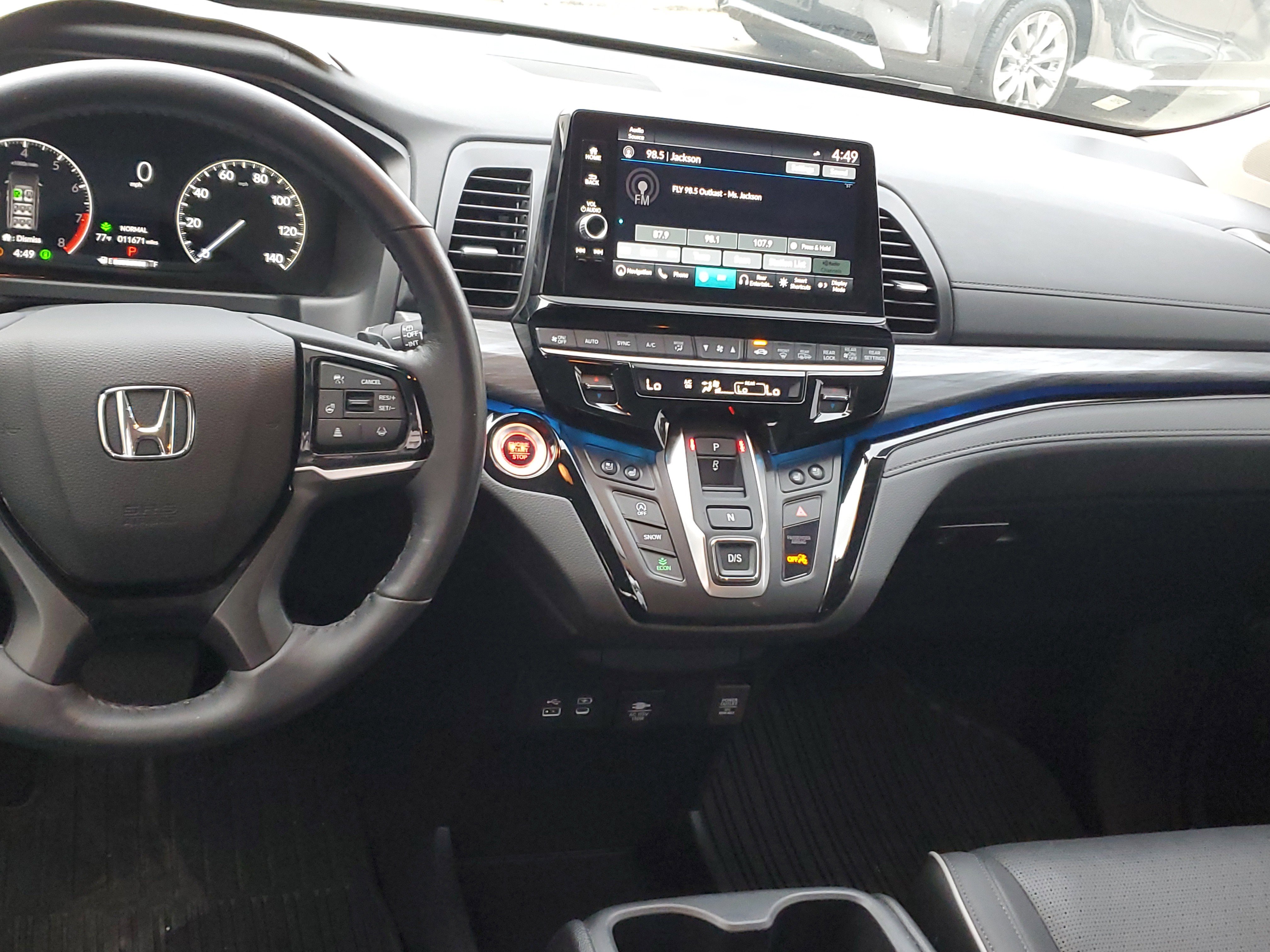 Certified 2025 Honda Odyssey Elite image 18