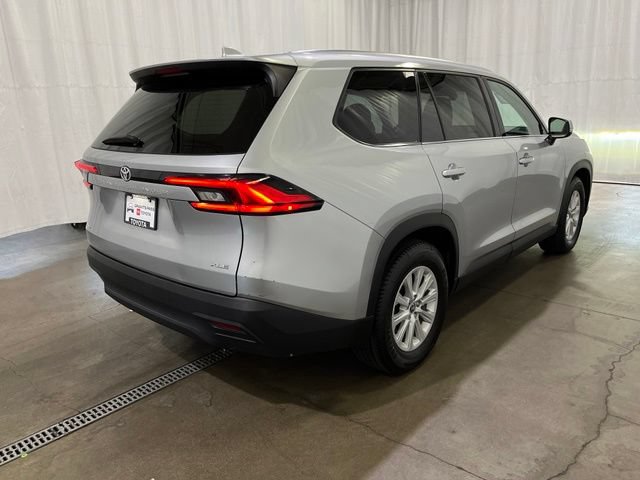 Certified 2024 Toyota Grand Highlander AWD image 4