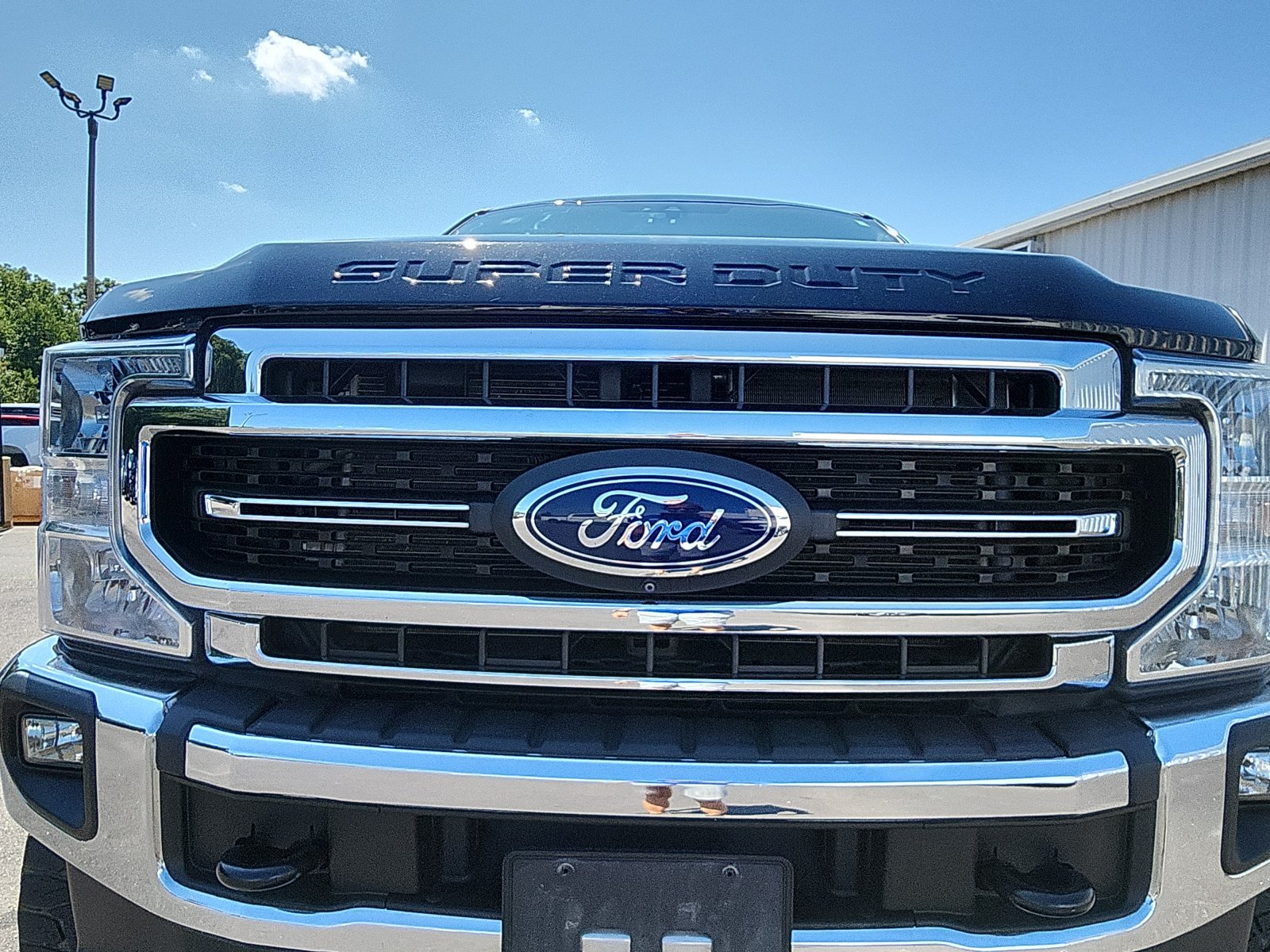 Used 2022 Ford F250 Lariat w/ Lariat Ultimate Package AWD/4WD image 11