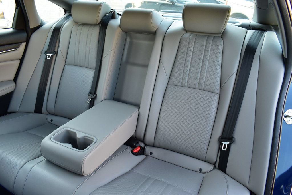 Used 2019 Honda Accord Touring image 22