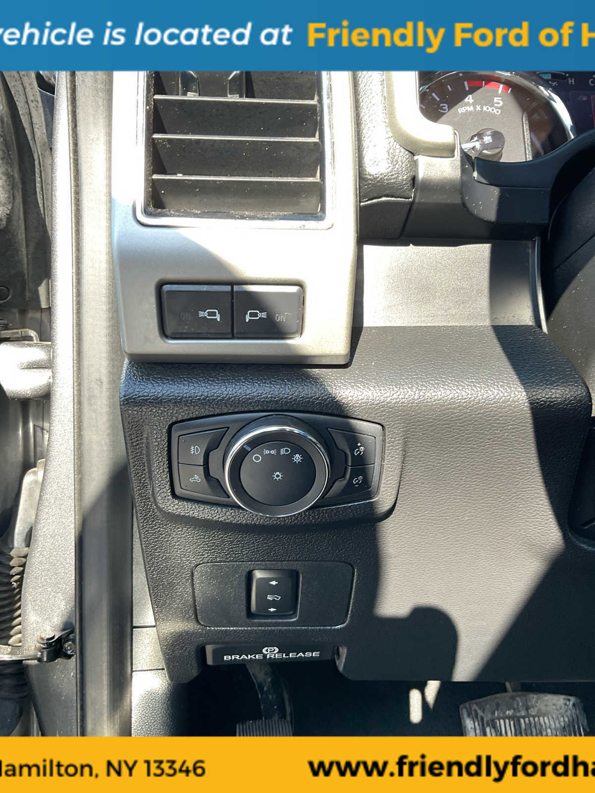 Used 2021 Ford F250 Lariat w/ Chrome Package image 28