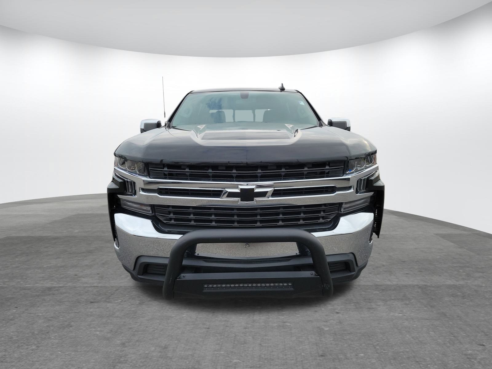 Used 2019 Chevrolet Silverado 1500 LT w/ All-Star Edition image 2