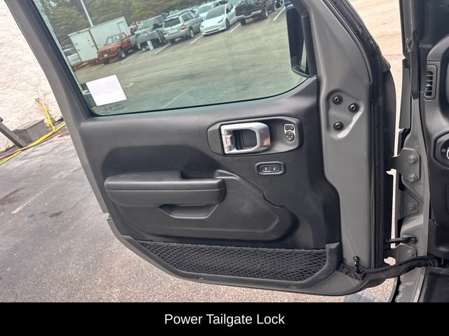 Used 2022 Jeep Gladiator Sport AWD/4WD image 23