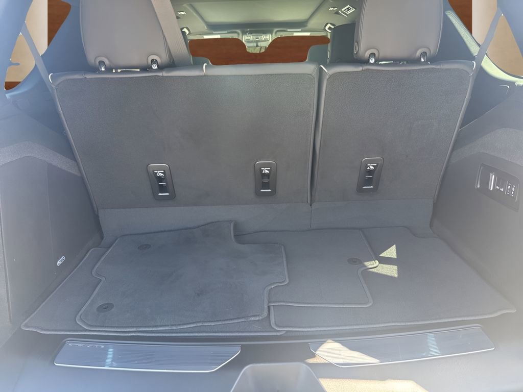 Certified 2024 Cadillac Escalade Sport w/ LPO, ONYX Package AWD/4WD image 12