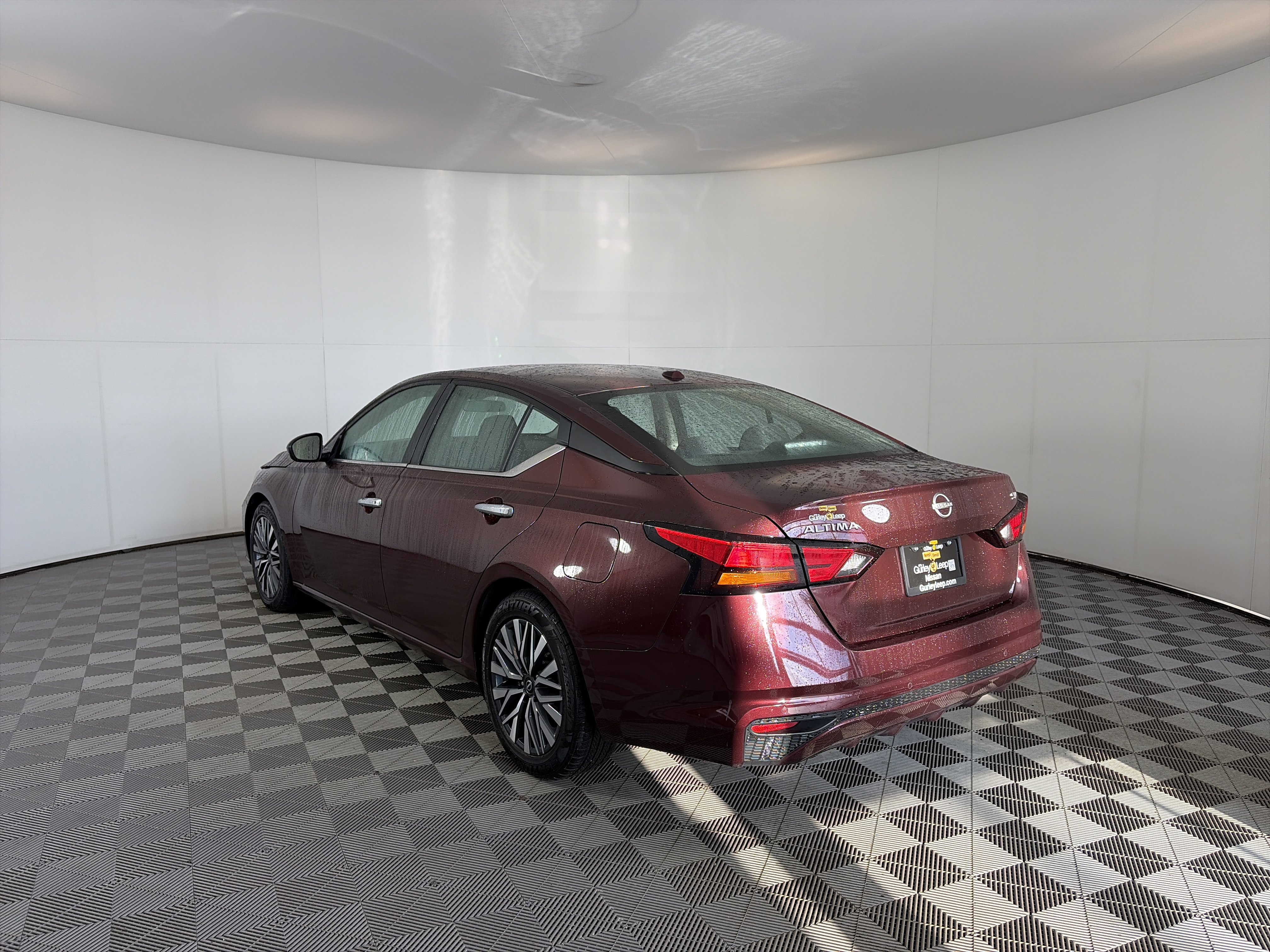 Certified 2024 Nissan Altima 2.5 SV image 8