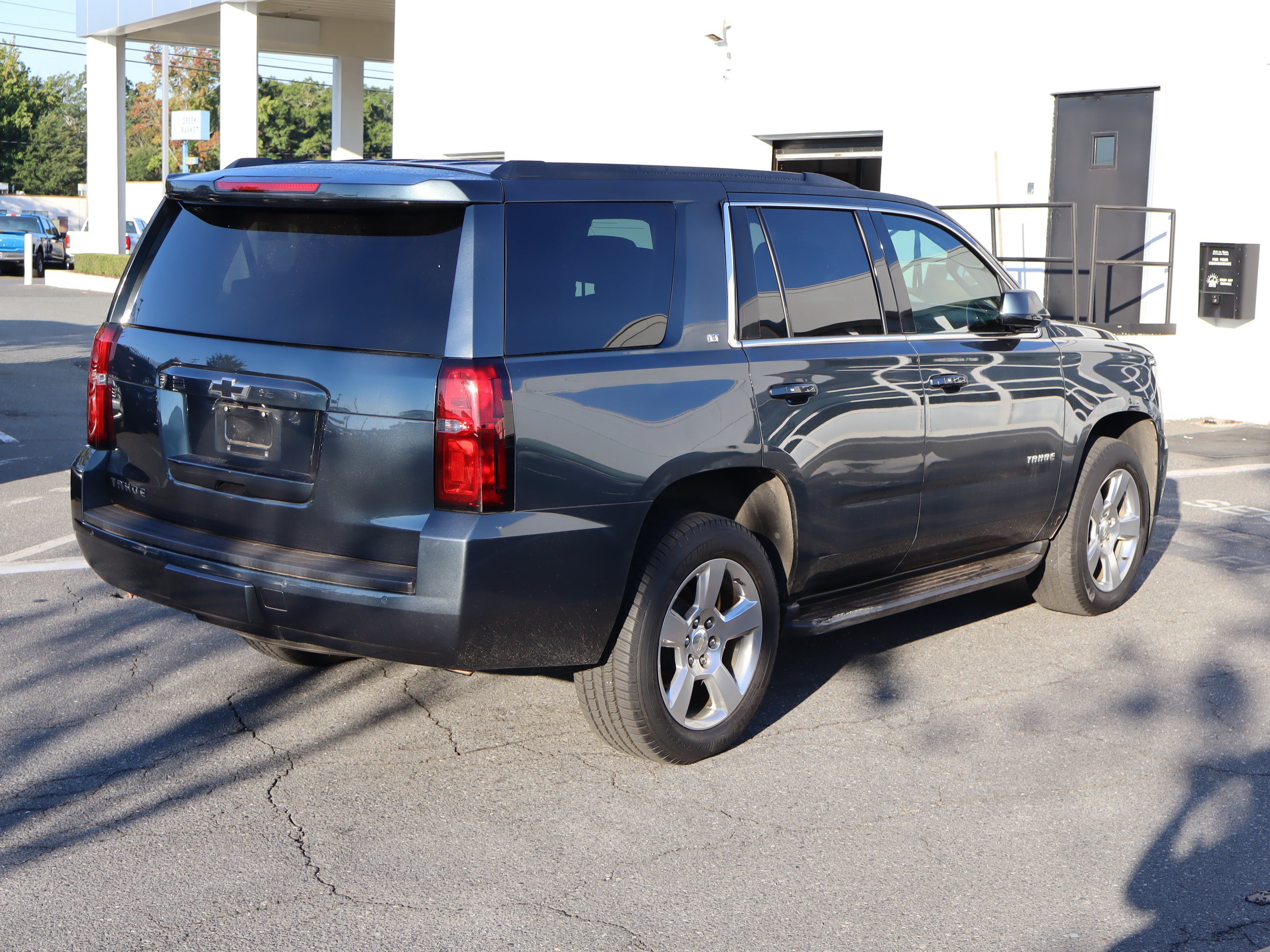 Used 2019 Chevrolet Tahoe LT AWD/4WD image 10